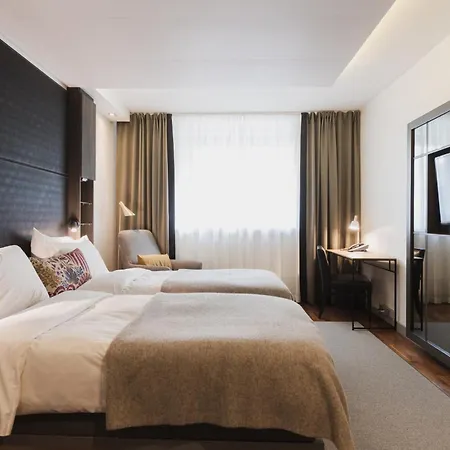 Jugend Hotel
