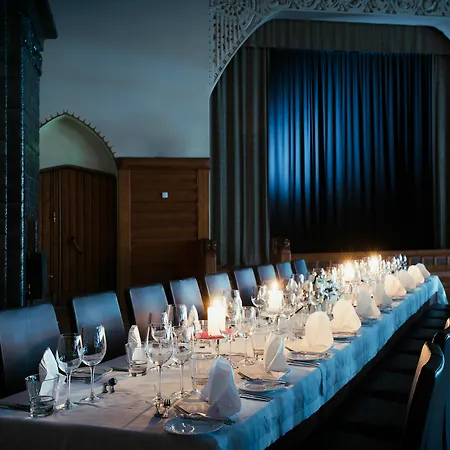 Jugend Hotel 4*